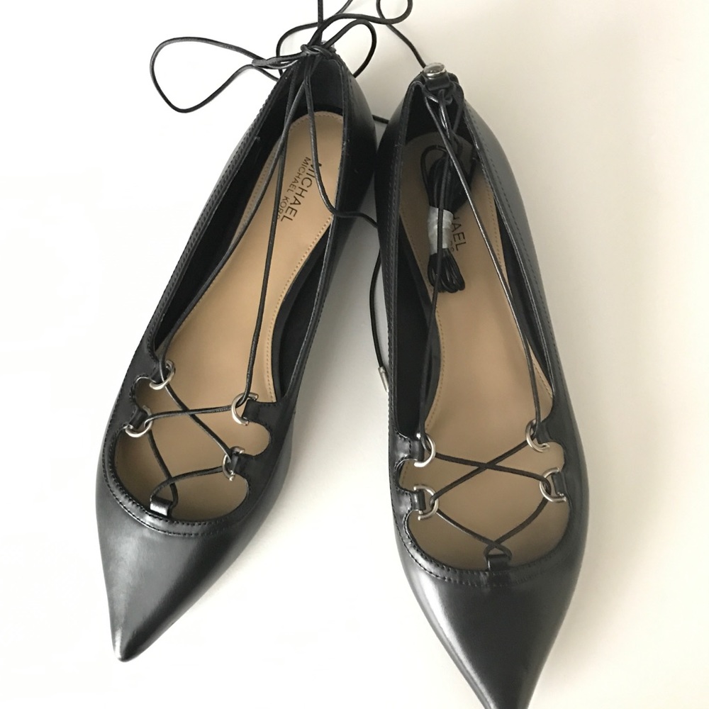 Michael Kors tabby Black flats pointy toe Strappy
